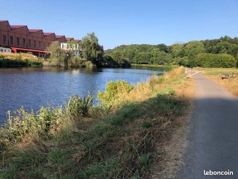 Terrain constructible · à Hennebont · 85 000 €