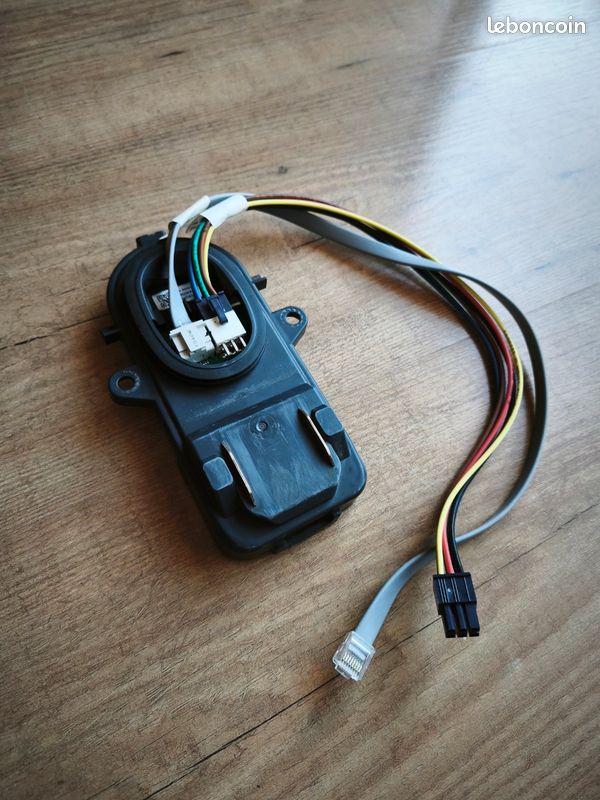 Régulateur Smart Parts Ion – Noir Brillant – En Ligne – Accessoire Paintball – Occasion