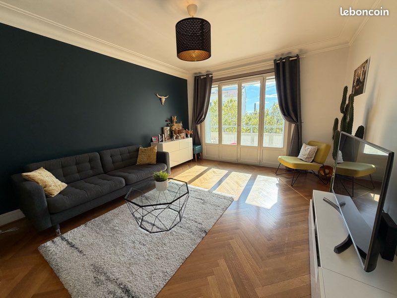 Maison 3 pièces 74 m² · à Lyon · 74,3 m² · 345 000 €