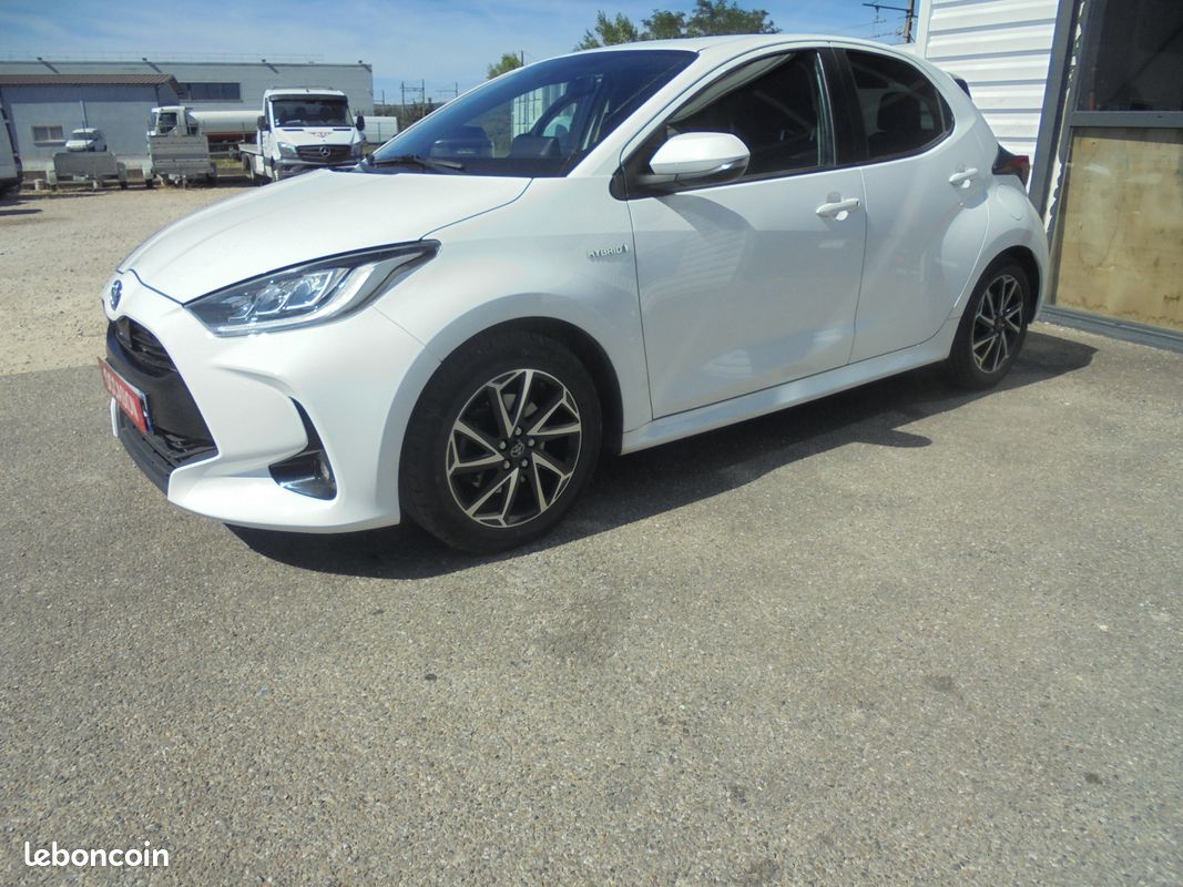 TOYOTA YARIS HYBRIDE DESIGN 116h e-CVT – 1ère MAIN (image 2)