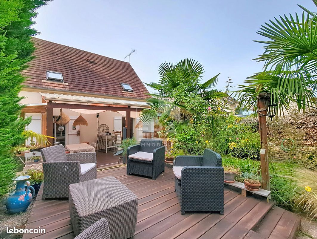 Maison 5 pièces 104 m² · à Luzarches · 104 m² · 380 000 €