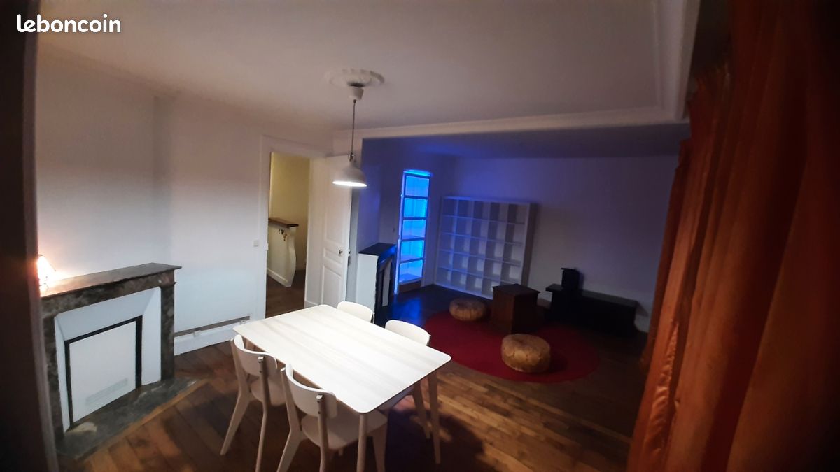 Appartement 2 pièces 52 m² · à Paris · 52 m² · 1 952 €/mois
