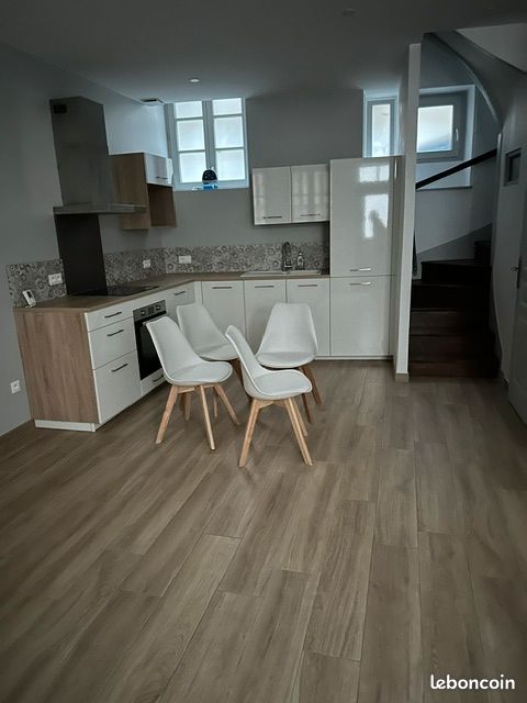 Maison 3 pièces 68 m² · à Nuits-Saint-Georges · 68 m² · 750 €/mois