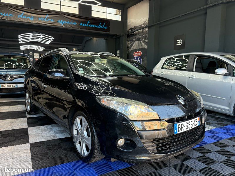 RENAULT MÉGANE ESTATE 1.9dci ECO2 131CV ( REPRISE POSSIBLE) (image 1)