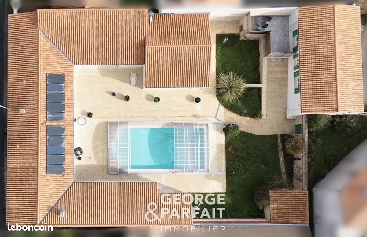 Maison 10 pièces 248 m² · à Rivedoux-Plage · 248 m² · 1 365 000 €