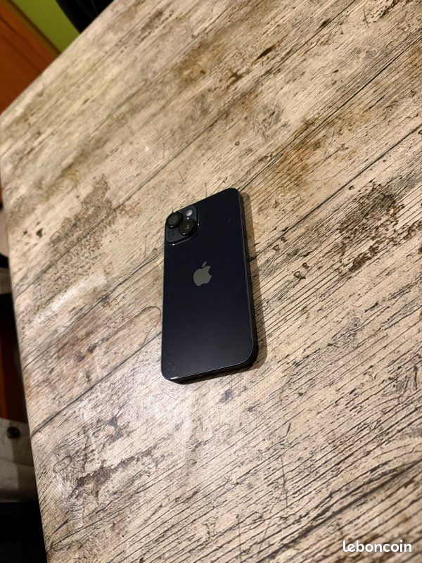 IPhone 14 (image 1)