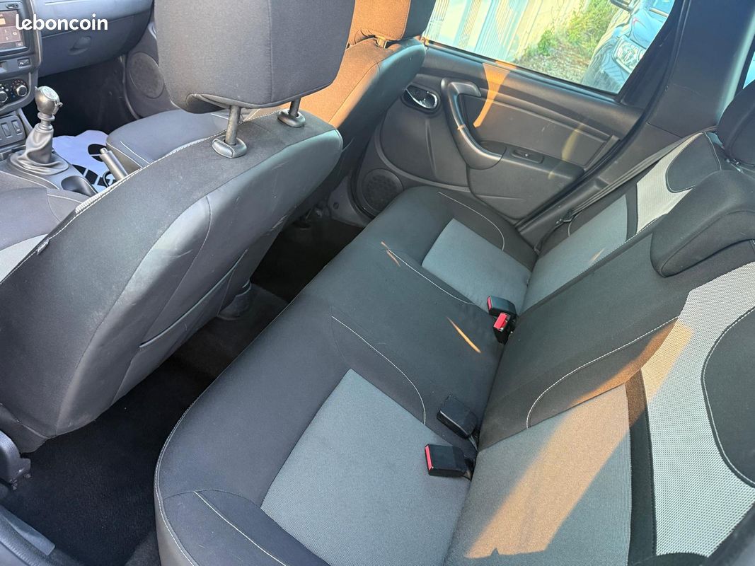 Dacia Duster 1.5 dCi 110ch Prestige 4X2 sans adblue d'origine distribution neuve garantie possible 12 mois reprise (image 5)