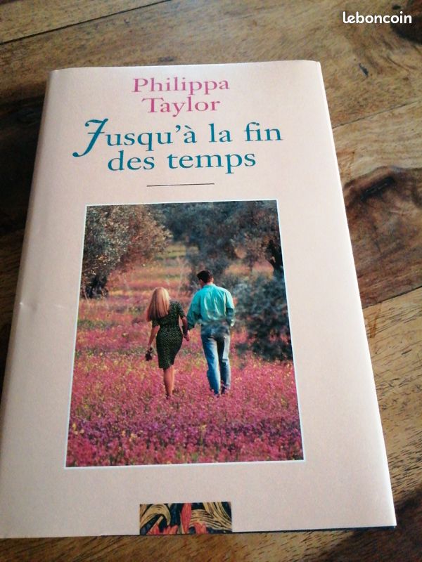 Livre roman (image 1)