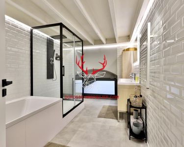 Maison 980 000 € - 350 m²