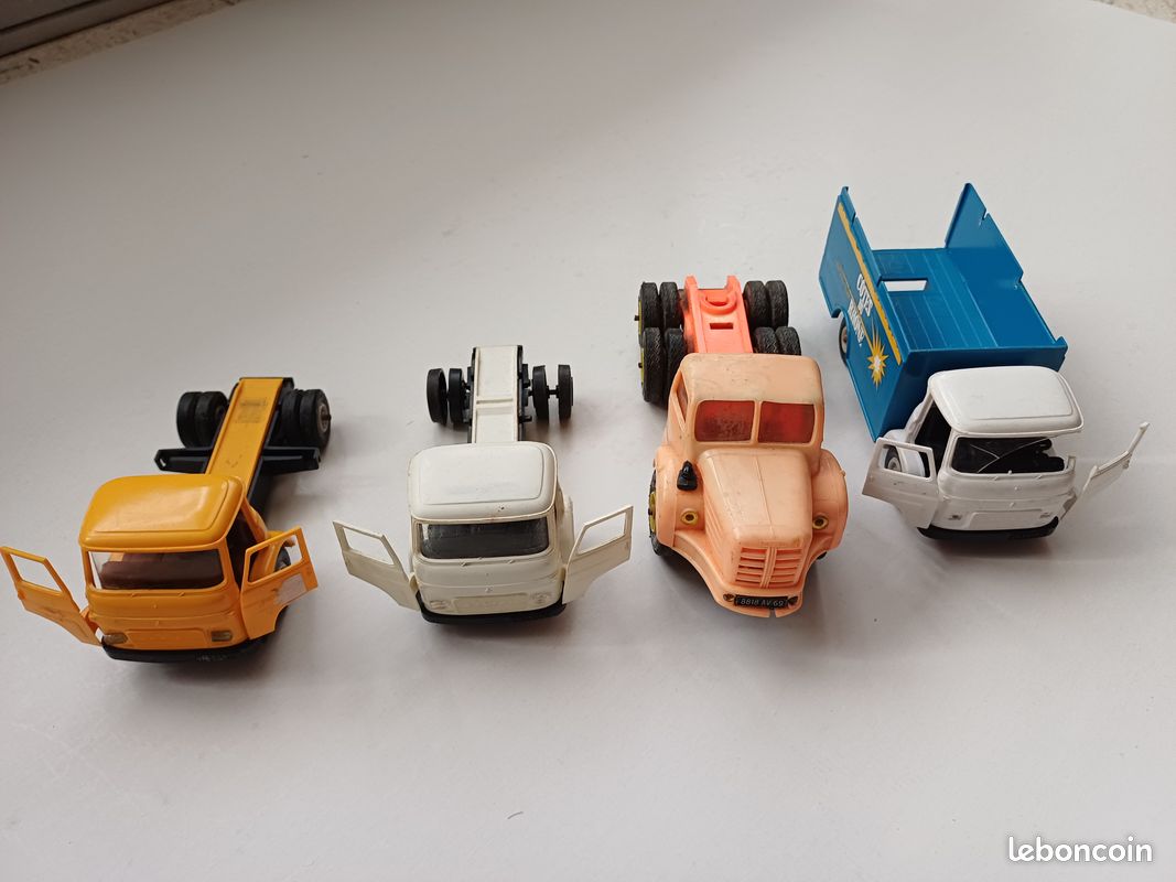 Camion Miniature Norev 1/43 - Saviem S5C Bétaillère Rouge Et Jaune - Réf. N°100 - Occasion - Modèle En Plastique