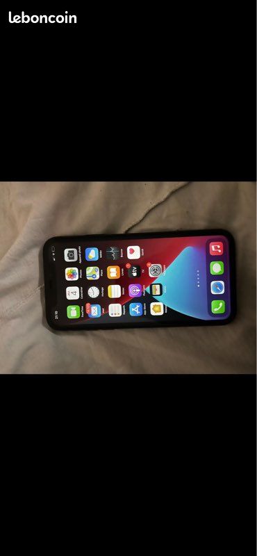 IPhone 11 (image 1)