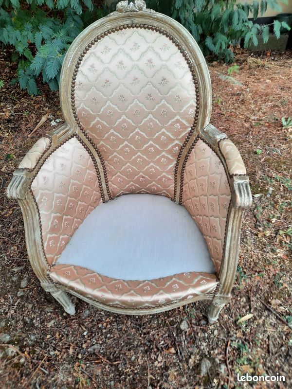 Bergère ancienne restaurée par un maître tapissier (image 4)