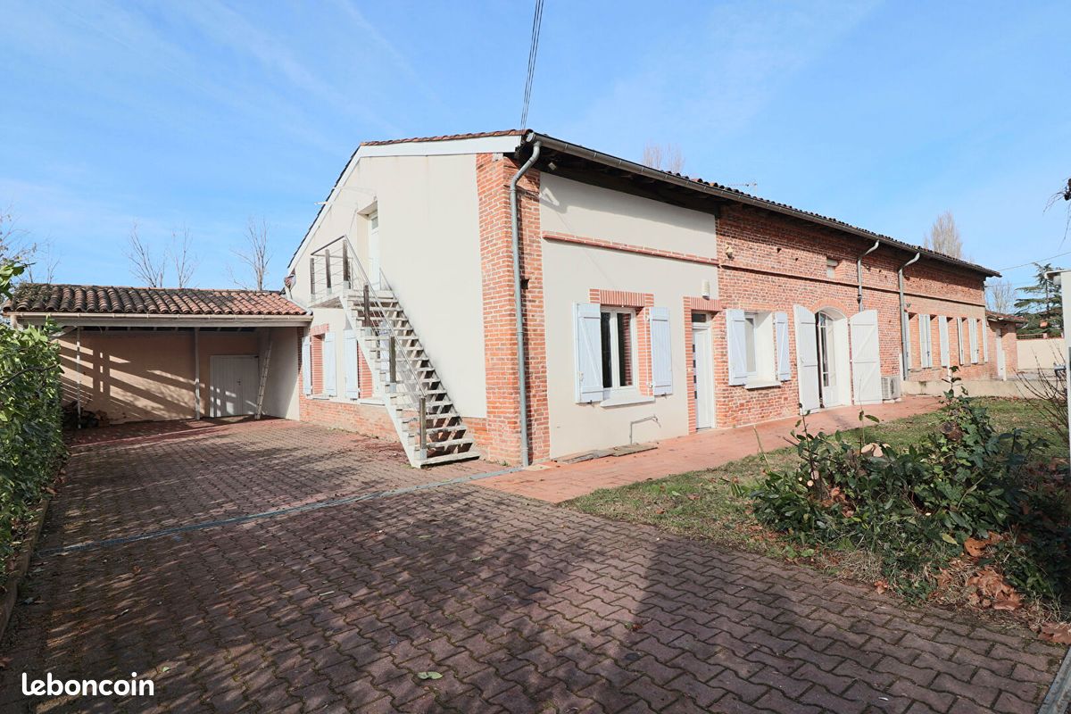 Maison 10 pièces 300 m² · à Quint-Fonsegrives · 300 m² · 680 000 €