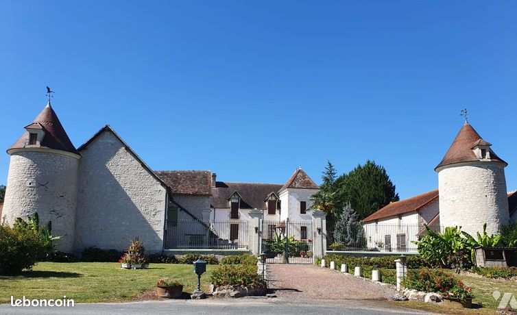 Propriété 10 pièces 271 m²