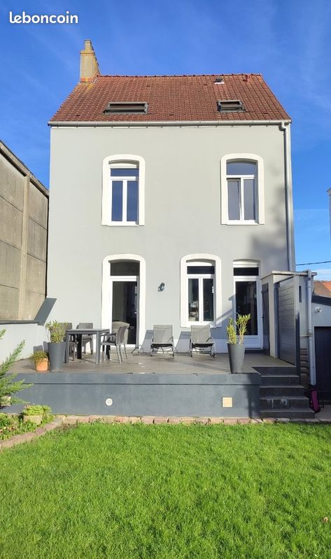 Maison 6 pièces 120 m² · à Saint-Étienne-au-Mont · 120 m² · 344 000 €