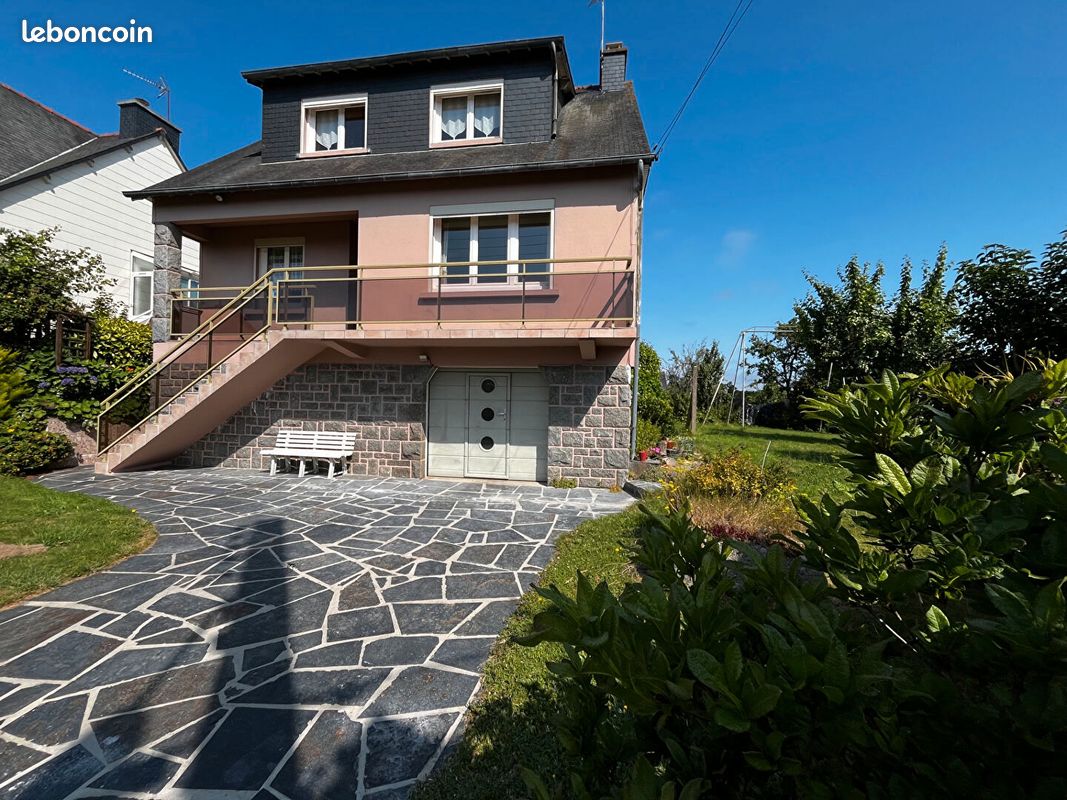 Maison 6 pièces 118 m² · à Quintin · 118 m² · 210 000 €