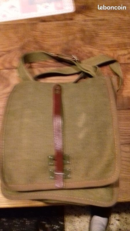 Musette militaire (image 1)