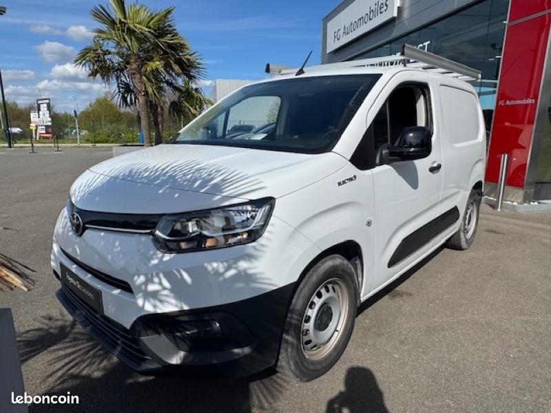 Toyota PROACE CITY Electric Medium 50 kWh Dynamic RC23 + Galerie (image 3)