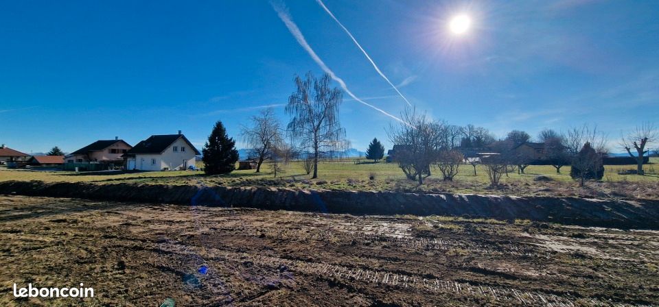 Terrain 674 m² Droisy · 160 000 €