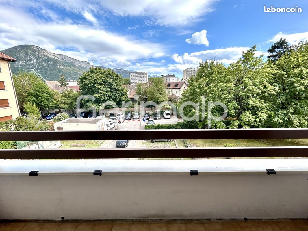 Appartement 2 pièces 59 m² · à Annecy · 59 m² · 835 €/mois
