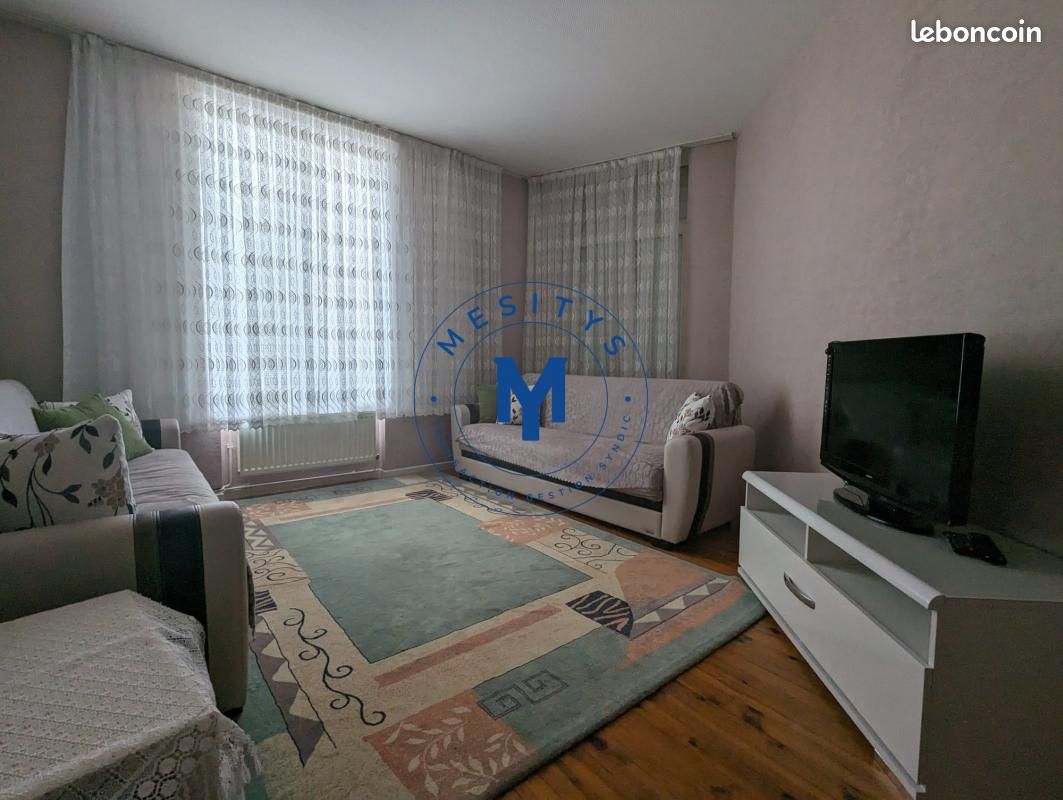 Appartement 2 pièces 49 m² · à Saint-Étienne · 49 m² · 42 000 €