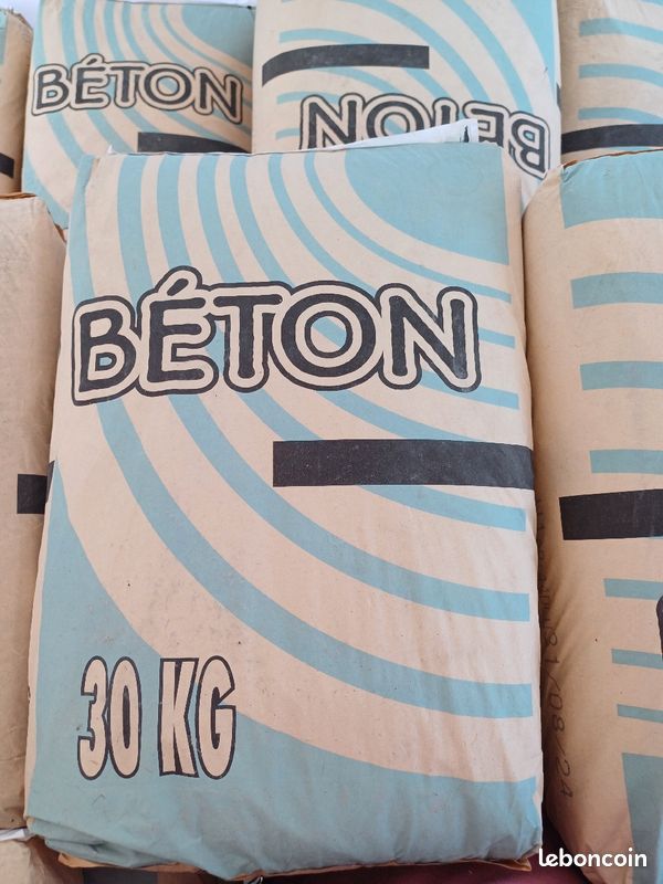 Sac beton tout prêt 30kg URGENT (image 1)
