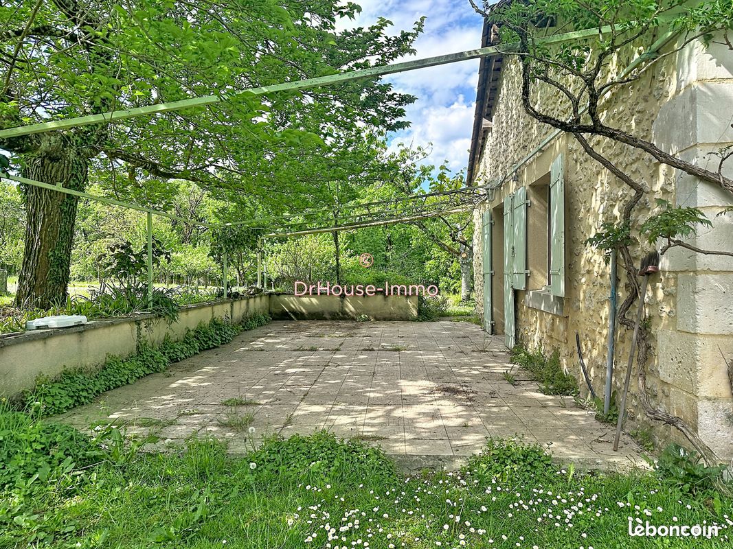 Propriété 7 pièces 142 m² (image 2)