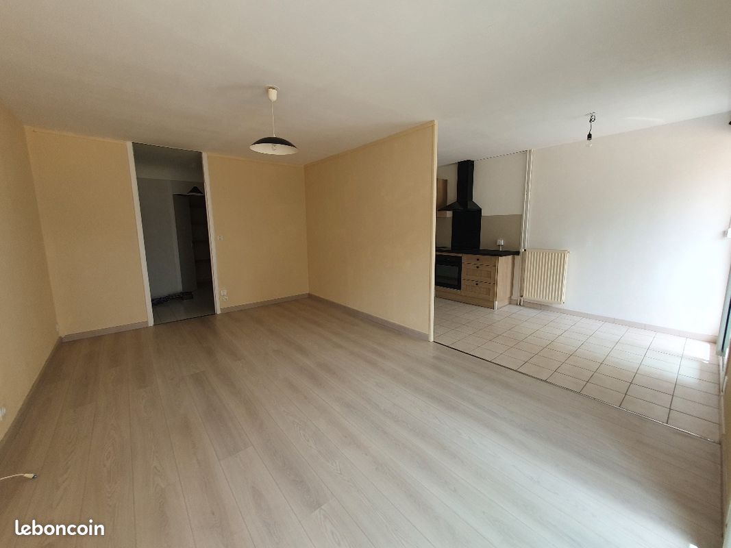 Appartement 2 pièces 56 m² · à La Roche-sur-Yon · 56 m² · 680 €