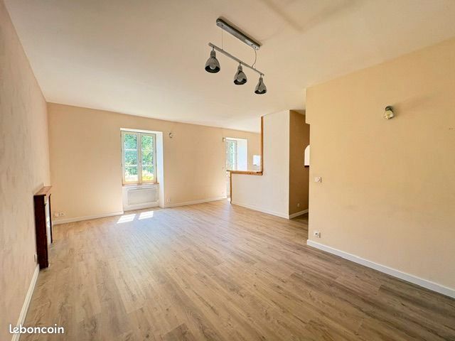 Appartement 2 pièces 70 m² · à Marcillac-Vallon · 70 m² · 500 €
