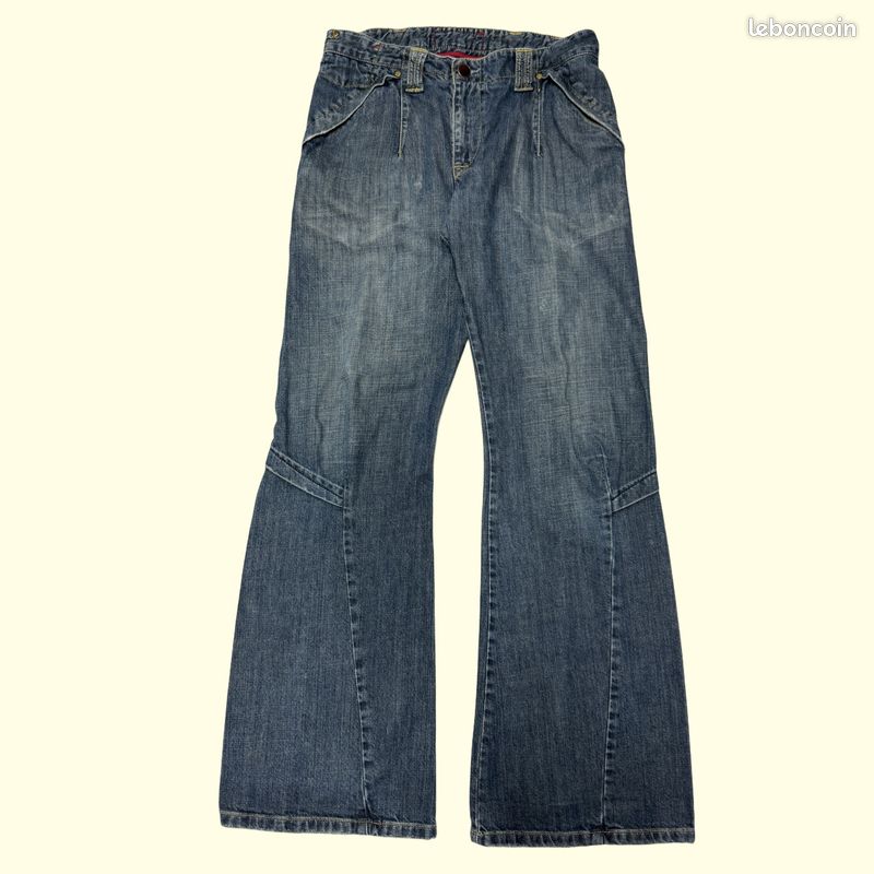 Jeans Femme Levi'S W32 L32 Bleu Denim Bon état Évasé Normal Uni