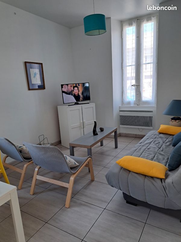 Location saisonnière. Appartement (image 1)