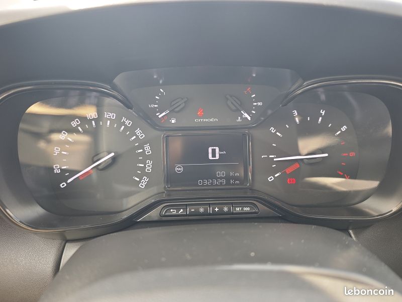 Citroën C3 Aircross 1.5 BLUEHDI - 110 S&S FEEL PACK (image 12)