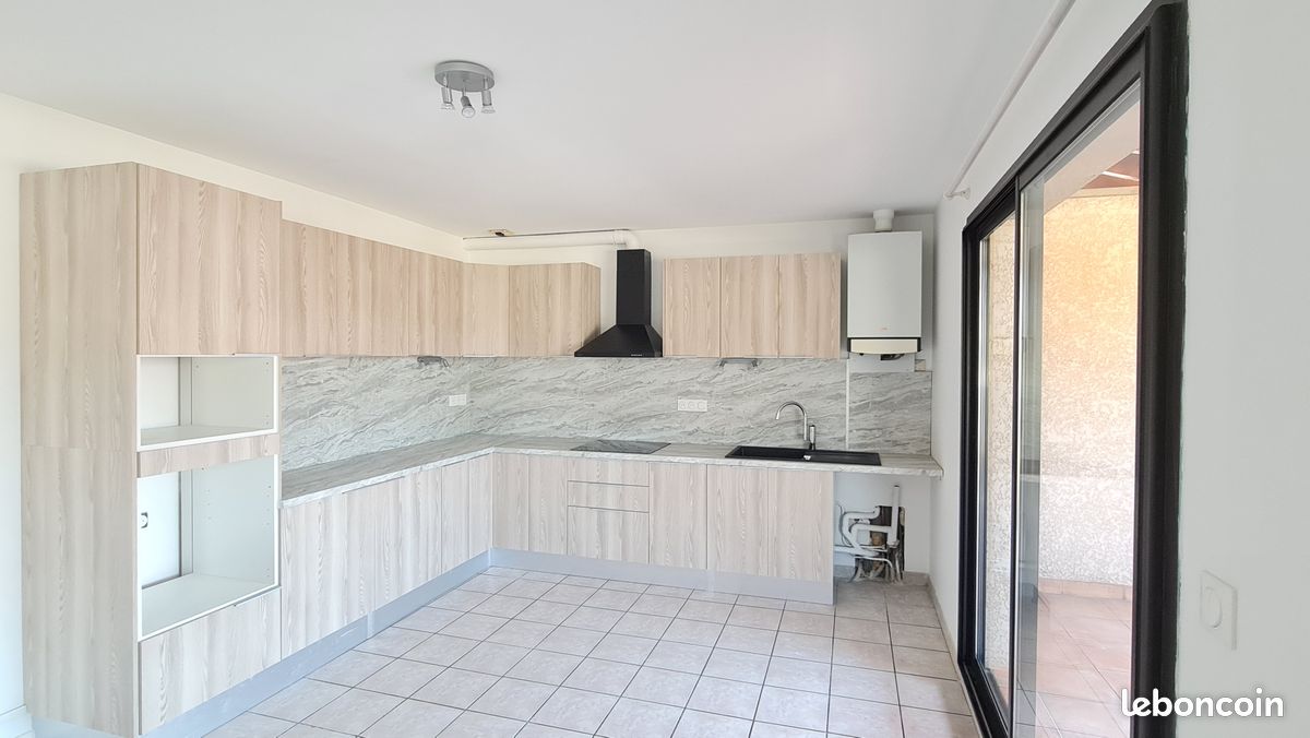 Appartement 4 pièces 106 m² · à Villeurbanne · 106 m² · 1 350 €/mois