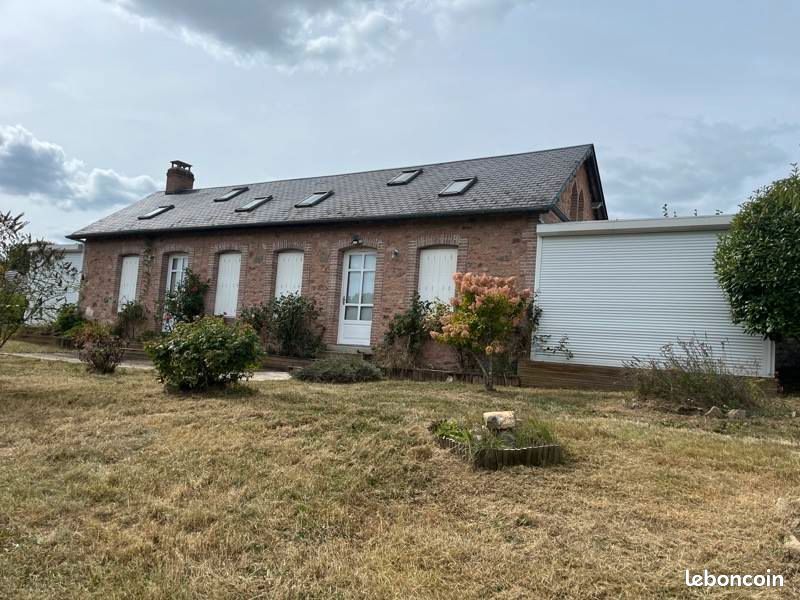 Maison 4 pièces 117 m² · à Saint-Exupéry-les-Roches · 117 m² · 192 240 €