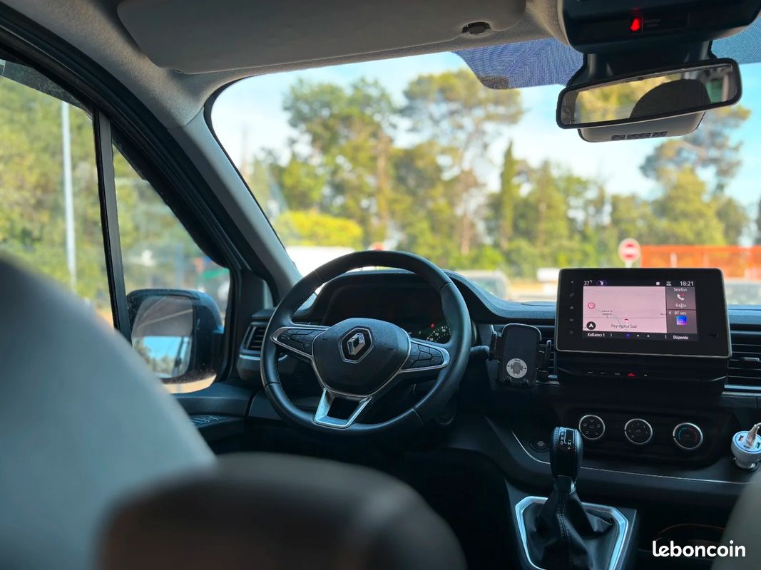 RENAULT TRAFIC Combi Phase 3 L2 2.0 DCi 150 Intens / 9 Places / 2 Portes Latterales Coulissantes (image 25)