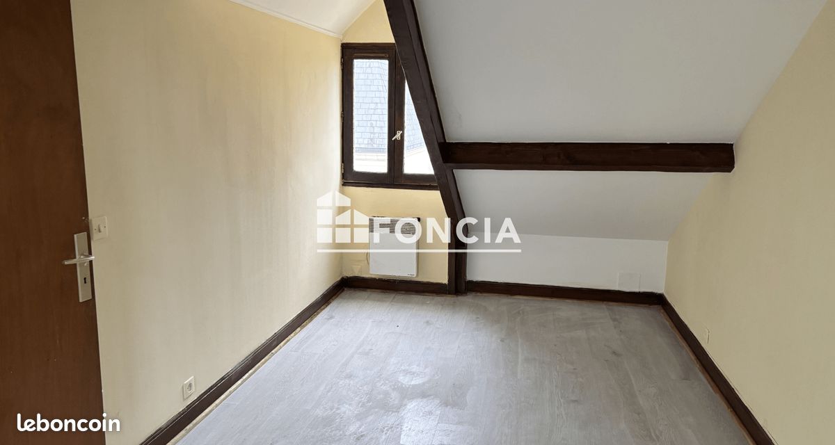 Appartement 3 pièces 41 m² · à Fontainebleau · 41 m² · 750 €