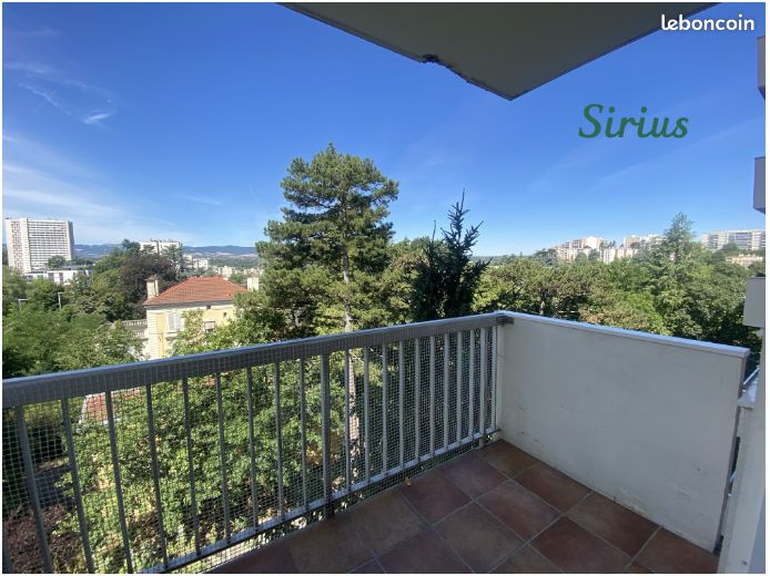 Appartement 4 pièces 102 m² · à Lyon · 102 m² · 1 350 €