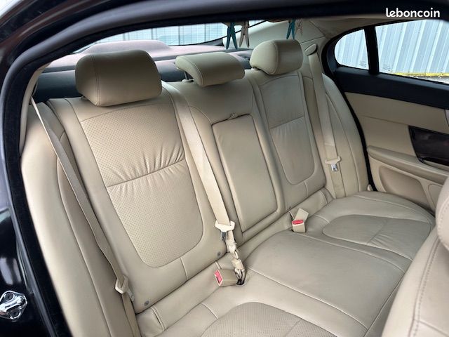 Jaguar XF 3.0 V6 D 275 CV LUXE SERIE SPECIALE 75ième ANNIVERSAIRE BVA (image 3)