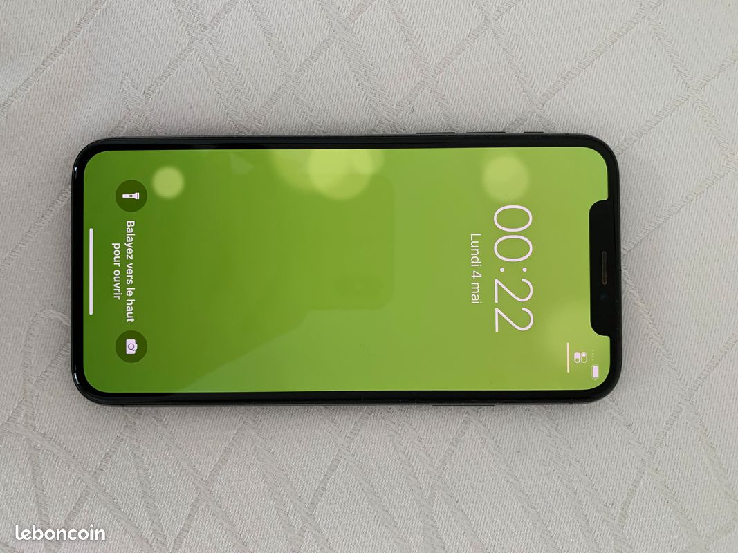 IPhone X 256Go gris sidéral TBE (image 2)