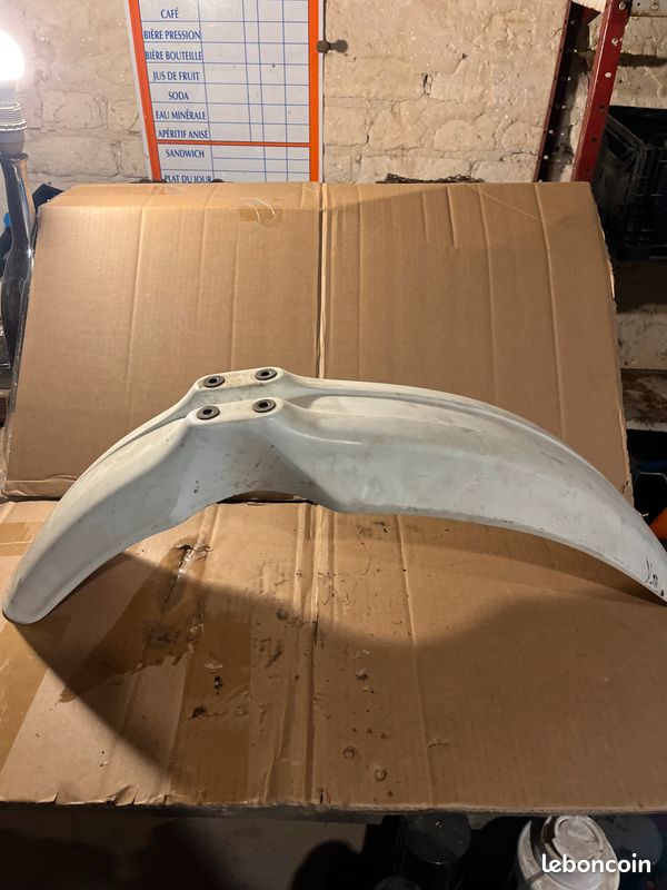 Garde boue avant 125 CRM (image 2)