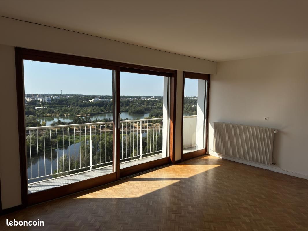 Appartement 3 pièces 85 m² · à Tours · 85 m² · 990 €