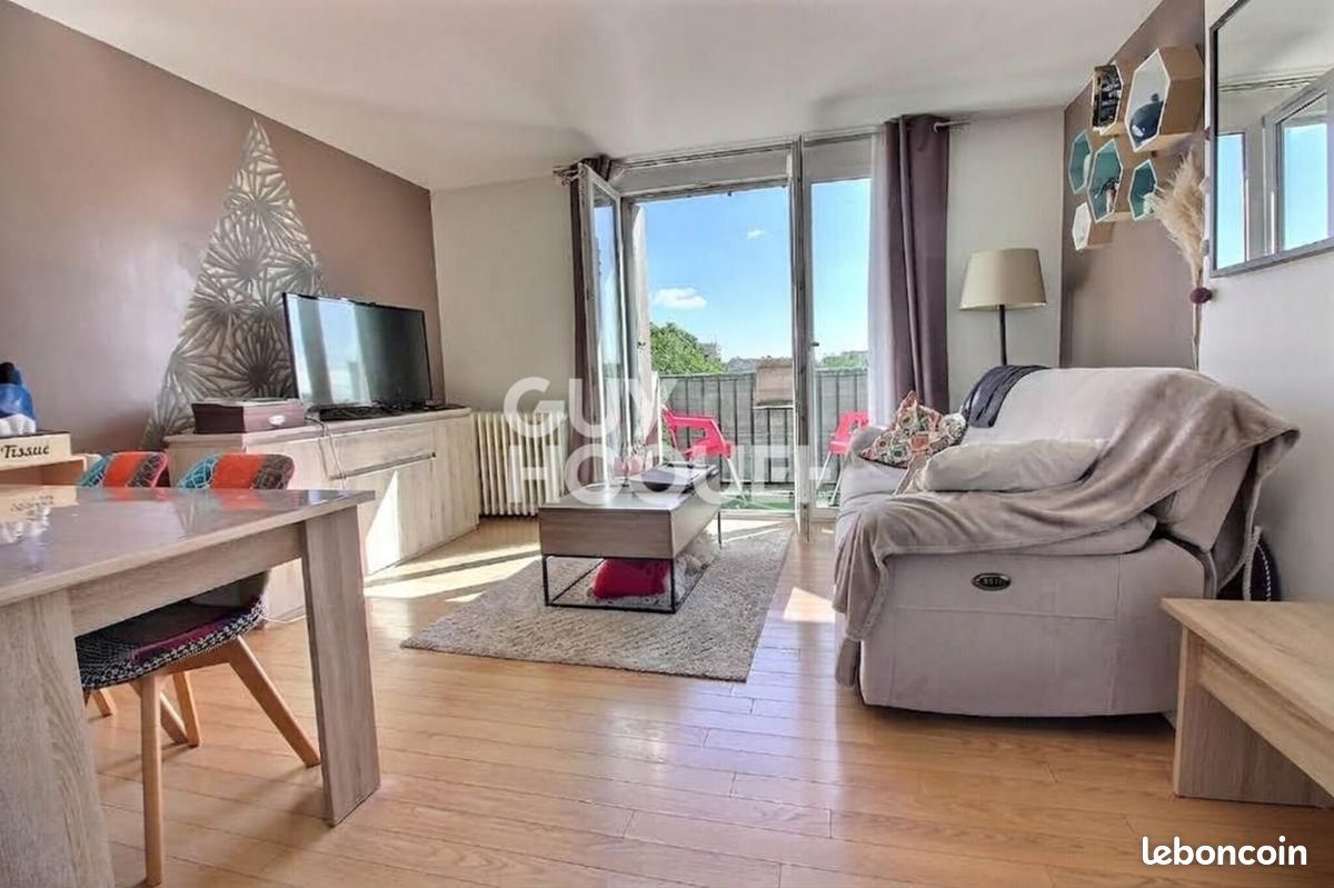 Appartement 4 pièces 62 m² · à Rueil-Malmaison · 62 m² · 285 000 €