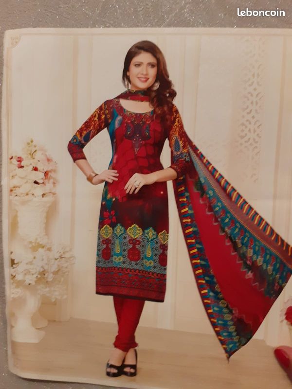 Indian Pakistani suit (image 10)