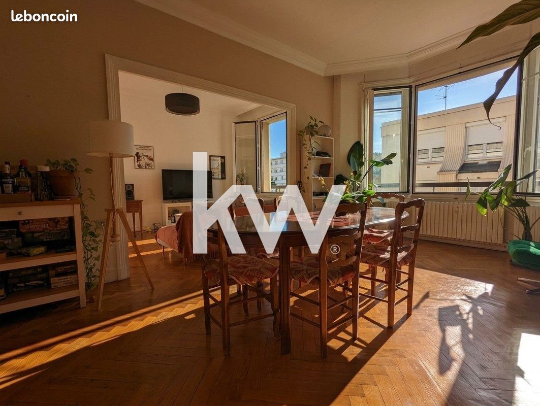 Appartement 3 pièces 79 m² · à Saint-Étienne · 79 m² · 99 000 €