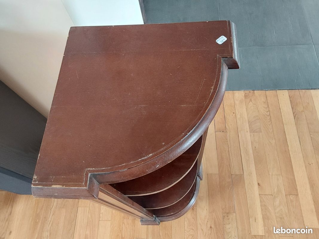 Meuble d’angle en bois (image 2)