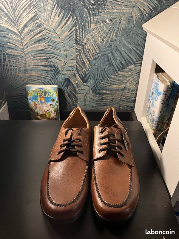 Chaussures neufs en cuir pour HOMME (image 3)