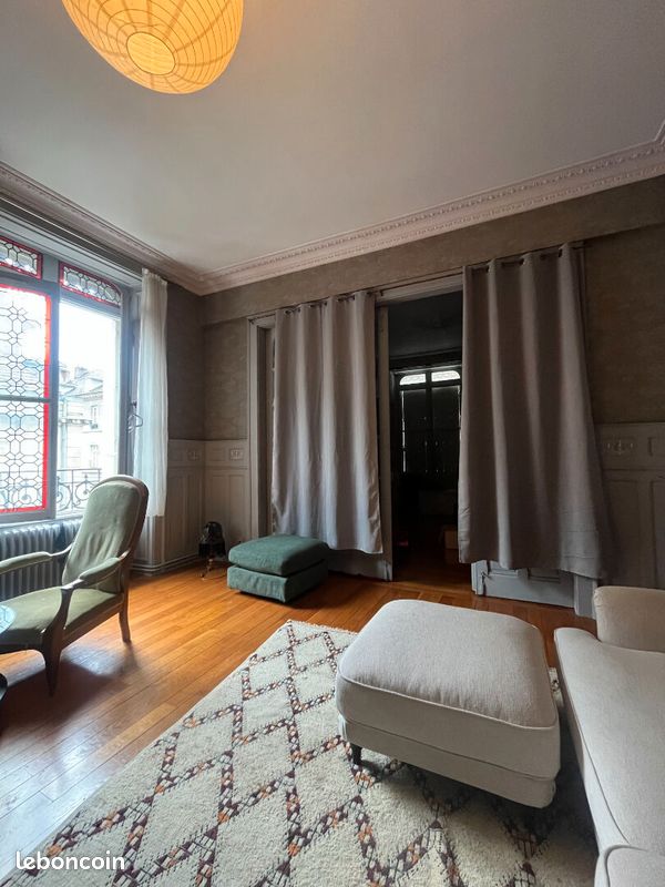 Appartement 5 pièces 129 m² · à Besançon · 129 m² · 1 325 €