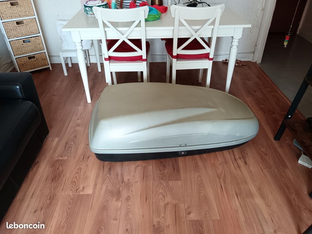 A vendre coffre de toit avec kit de fixation et barres de toit - 100 (image 1)