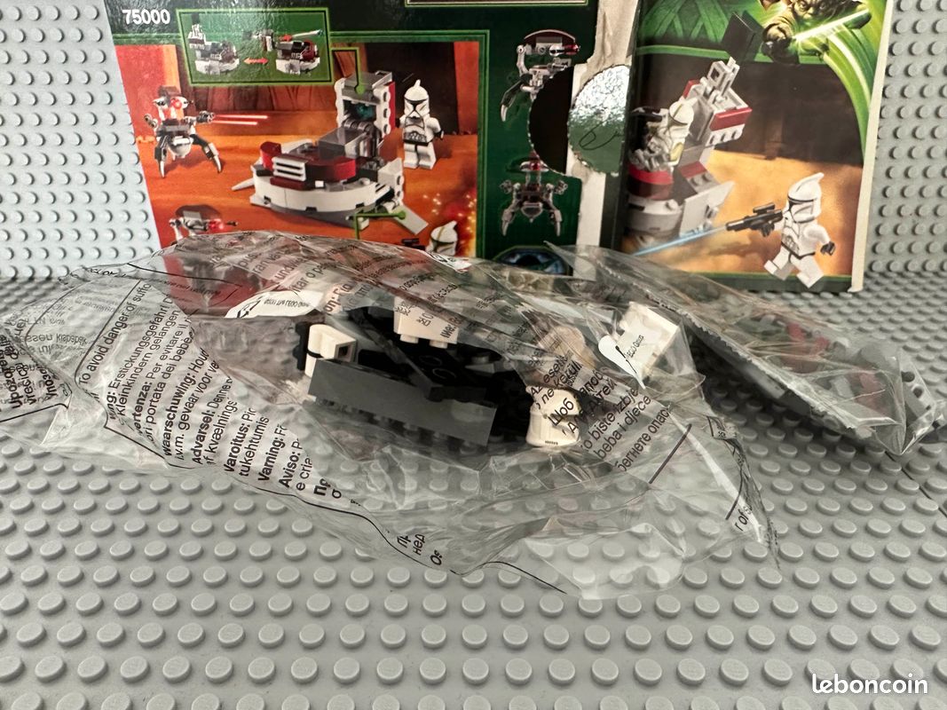 Lego Star Wars 75000 "Clone Troopers vs Droïdekas" (image 2)