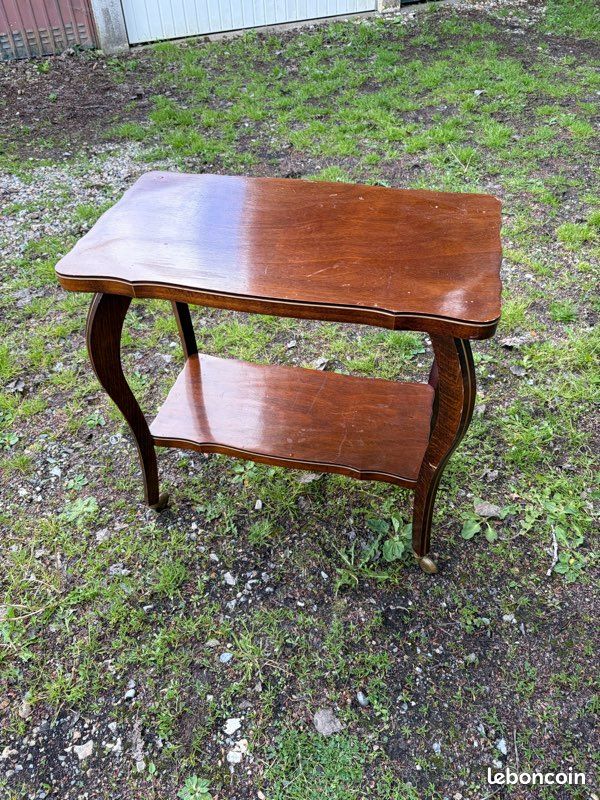 Desserte en bois vintage (image 1)